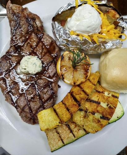 305897139_649445159875983_1440485031764194791_n