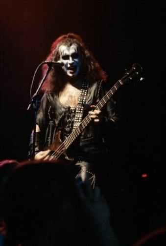 tumblr_1b0d3102d4c24c405581ad744648d116_ed6db43d_500