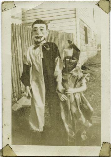 creepy old costumes 67