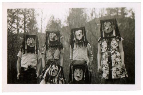 creepy old costumes 22