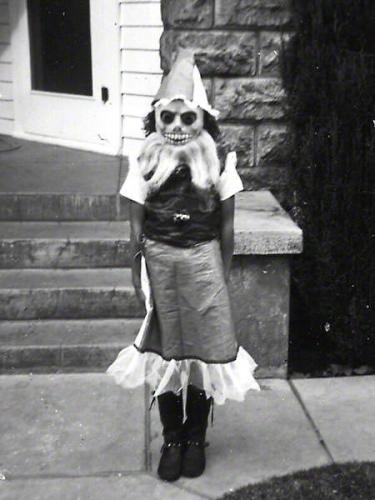 creepy old costumes 73