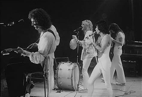 311865496_643094927351369_5197338335318060874_n