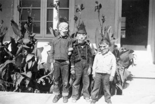 creepy old costumes 47