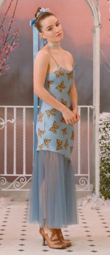 kaitlyn-dever-rodarte-fall-2022_bWduaGiUmZqaraWkpJRmaWllrWdqa2U~2