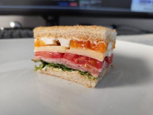 tumblr_d6419287ebbe9891185be4989273d323_e50eecf6_540