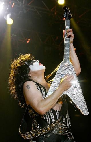 tumblr_e718f7b8715eabb2c58e55afe4da5871_b9caaeb8_500