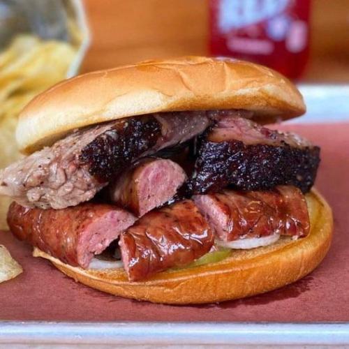 309475290_1155116551878699_5330742027089319902_n