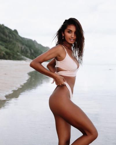 740full-nathalya-cabral