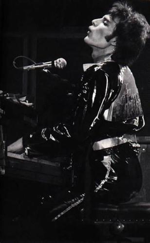 315164580_666856304975231_1705147628460475361_n