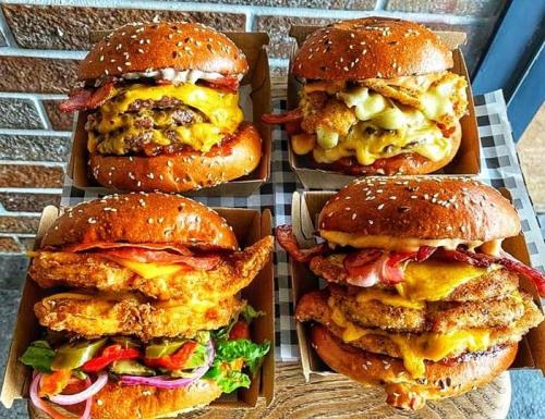 313434372_3255038574745941_8416188412947543449_n