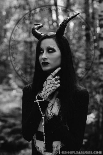 tumblr_eb24ce5f4e5602e4bd1dcbe5cc2b6f91_2d9db26f_500