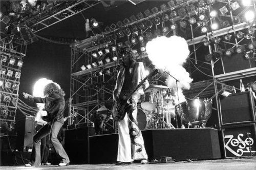 tumblr_1a5bcf3d125f6172fbf1bf1e14efd97f_9963a420_640