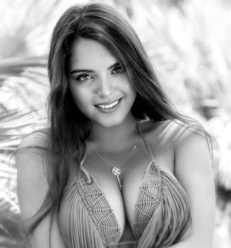 tumblr_5cec6fafd03adcef732df5d280cfe685_1075d31e_540