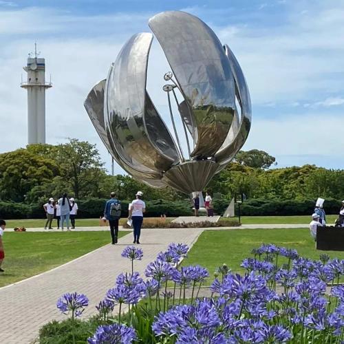 cff83d9d-8f3b-4d70-a97d-6df1ab984f86