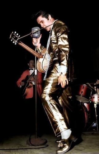 tumblr_f025c6bc88bd0e99a82d9e219e0ddede_7afe4a4e_500