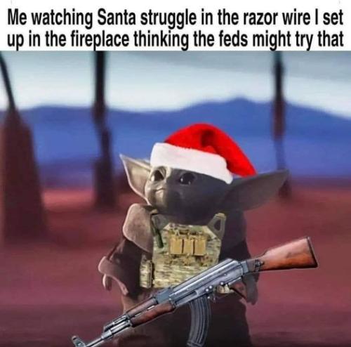 santa_razor_wire