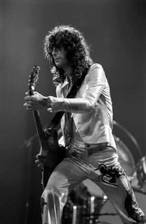 318964854_1012338156348062_1575916201965239762_n