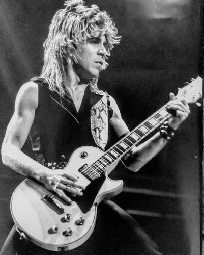 321779242_920910749289459_4503438403091343963_n