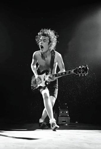 322513728_859462795291813_2179456691045412544_n