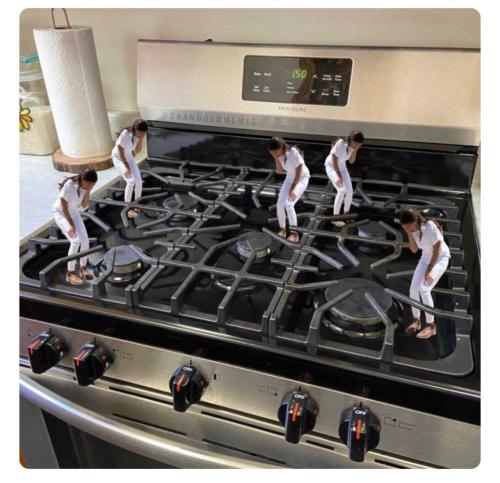 06383B0C-B8A6-4C4A-8893-ADEFF2A247A6