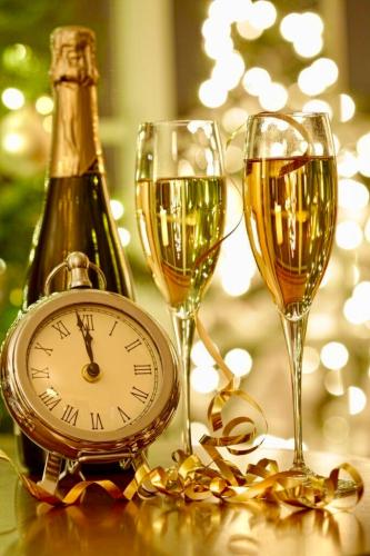 FC33AE9A-3AAB-4E32-B074-61CAF54CD6B0