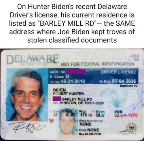 stolen classified documents19