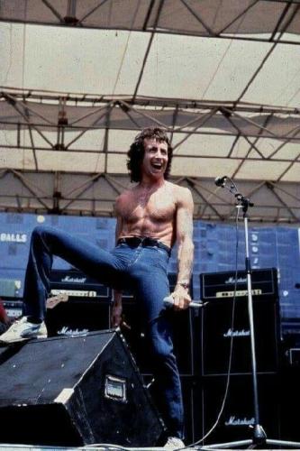 323314683_865675151367965_6316539696899431123_n