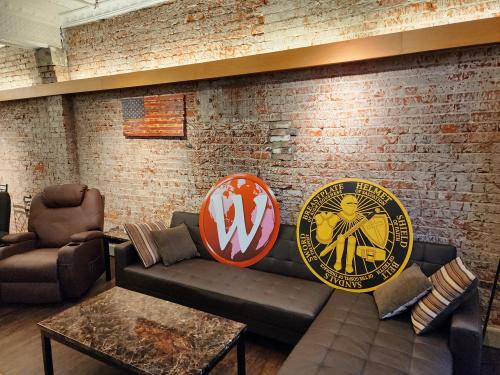 5fdf05a5-95cc-4de4-8d0d-9fc5b4a19e93