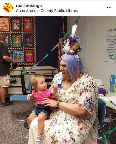 drage queen and baby