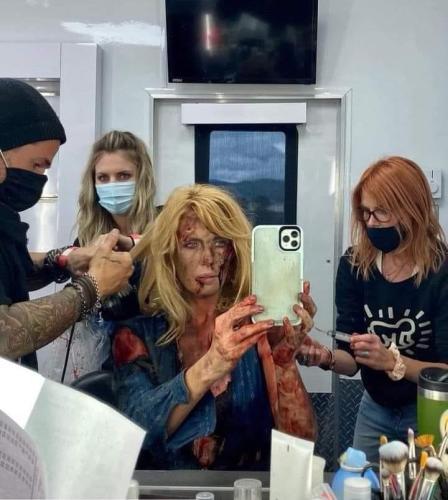 Join The Walking Dead