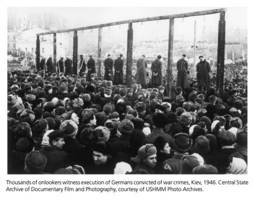 12 Nazi war criminals hanged in Kyiv