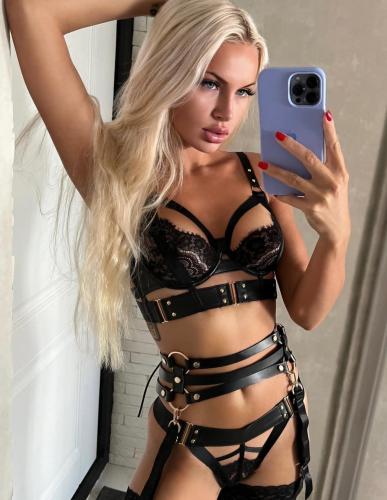 tumblr_7ce2735972484fd44e675426bb3967fe_f482ff8d_1280