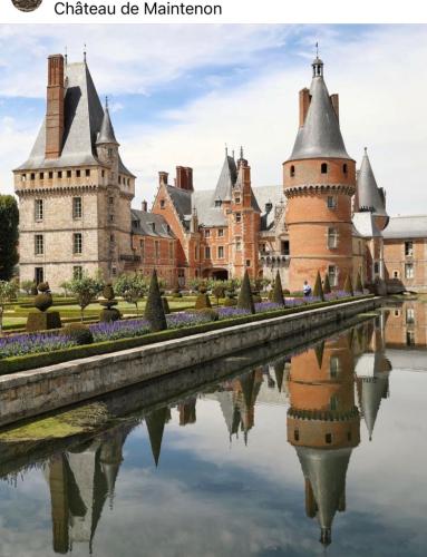 9F975936-1C1F-4B04-9397-97CA98F17999