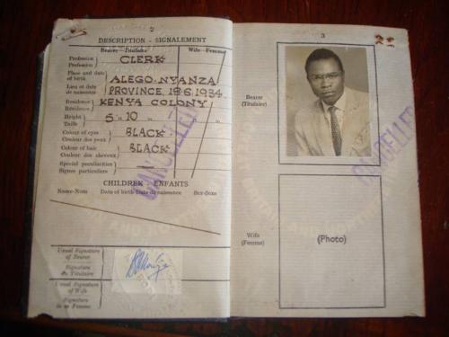 Barack Hussein Obama Passport Photo 4