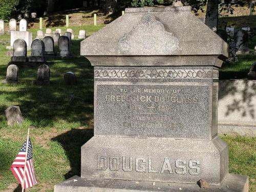 Frederick Douglas Jr headstone