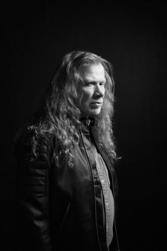 32476875_web1_L2-BW-DaveMustaine-EDH-230425-683x1024