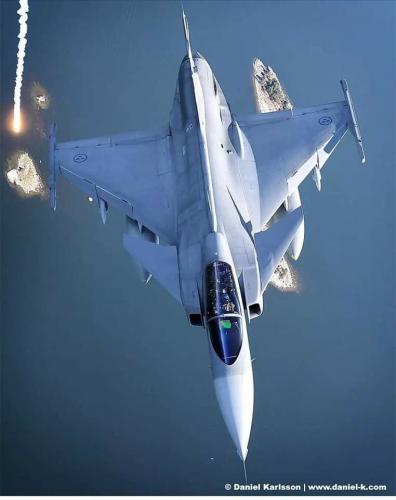 tumblr_7115e4e8134a5dd68d1ef8a8e376d1fd_0d8d3af2_1280