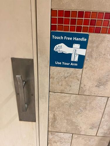 touch free handle