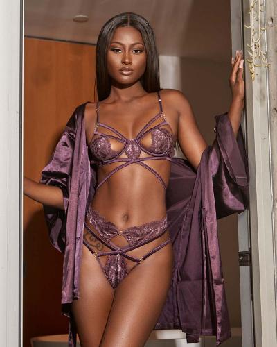 brandywine_lingerie_cutout_set_love_vera_assi_800x