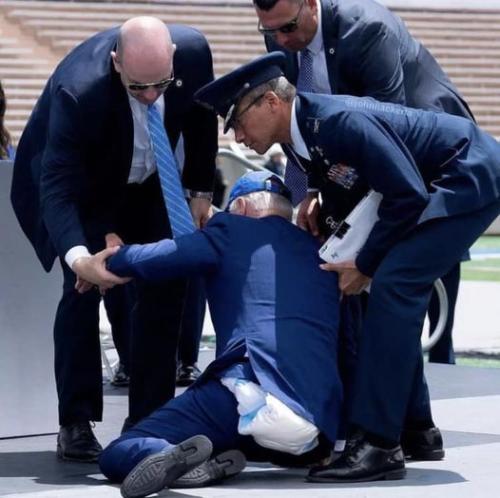 351108971_231890189596503_4379894588981520445_n