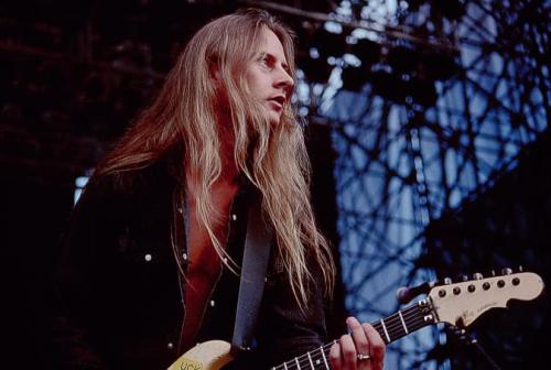 cantrell-alice-in-chains