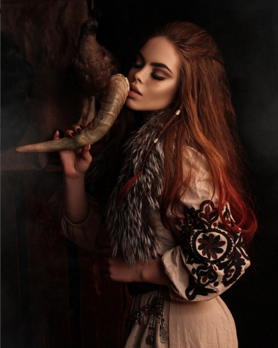 Screenshot 2023-07-09 at 09-56-44 Tanya Bright 🖤 (@tanya__berkut) Instagram