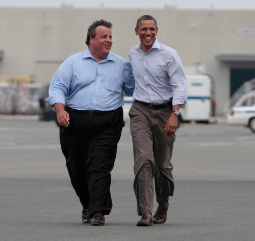 950c5381-ae01-405e-aeb7-aef4d6e61d5c-chris-christie-walking-with-barack-obama-nj