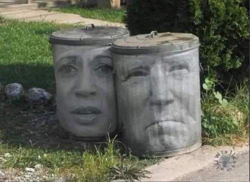 Very fitting trash cans