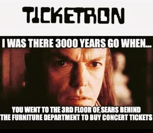 370350846_10160177716780995_3423099680130569546_n