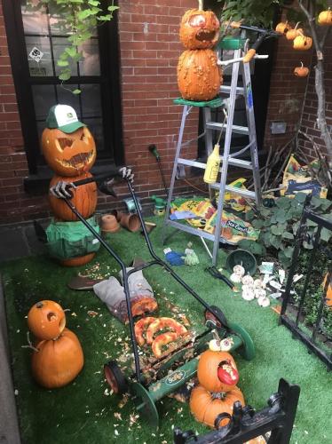halloween decor 1