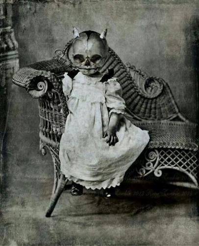 creepy old costumes 18