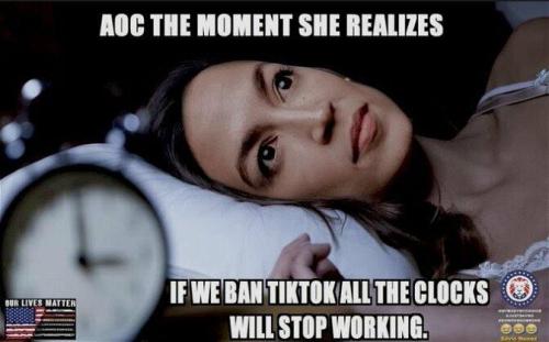 aoc clocks m
