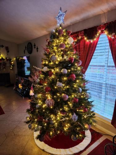 0641394c-4d8b-4a9e-9b72-d26ede38584f