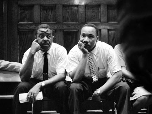 KING abernathy-and-martin-luther-king-jr